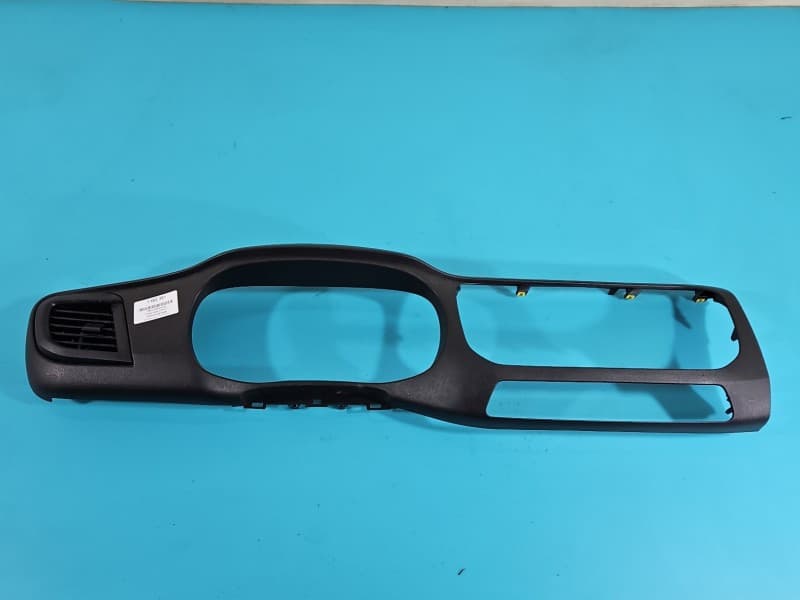 Osłona ZAŚLEPKA PLASTIK RAMKA LICZNIKA Toyota Proace II 16- 9808364677