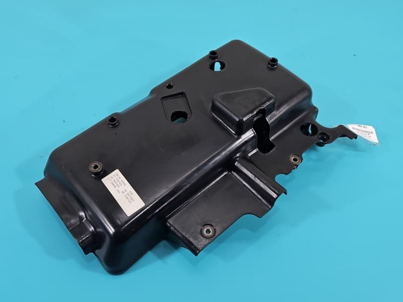 Osłona silnika górna Opel Monterey 3,0 TD 4JX1 8-97204-781