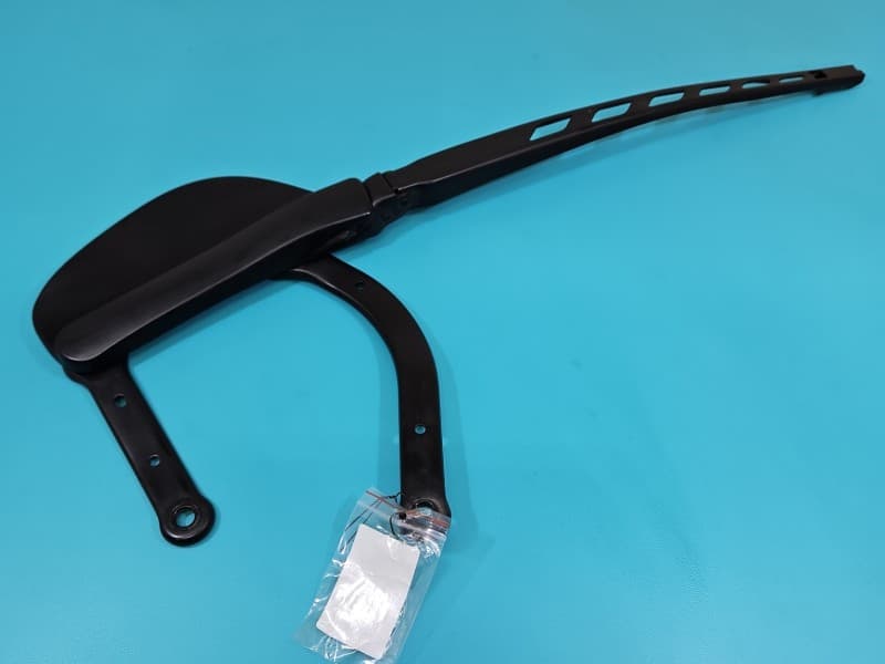 Ramie wycieraczki prawe Bmw e60 e61 2190446 61617035103