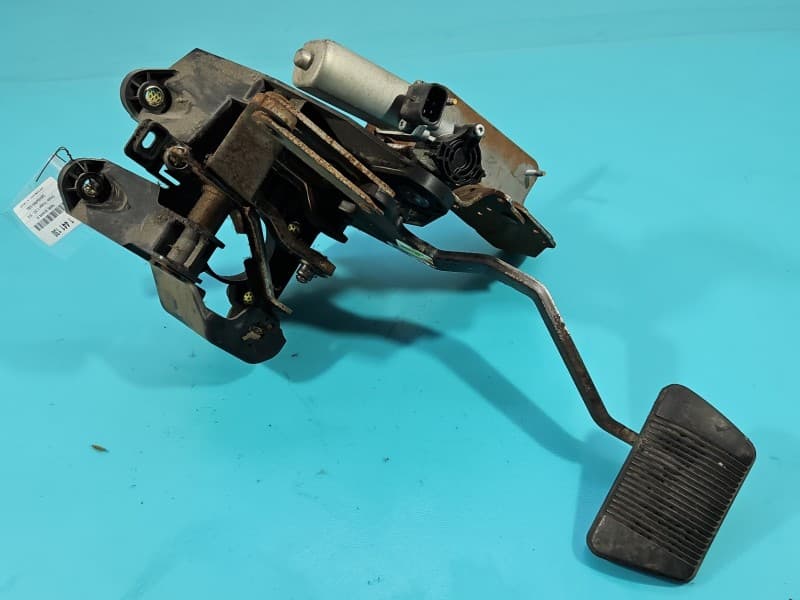 Pedał pedały Chrysler Voyager V 07-16 hamulca sprzęgła