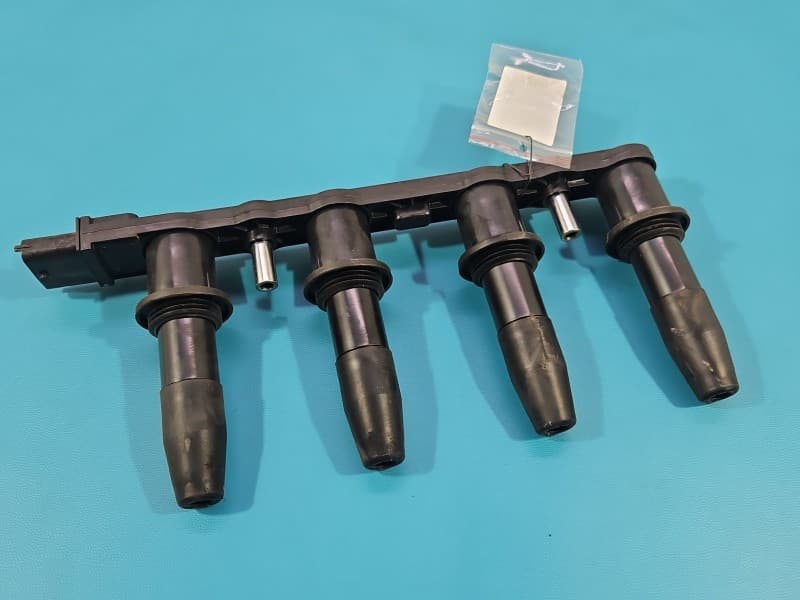 Cewka zapłonowa Opel Astra III H 1,6 16V 6pin 6148850007