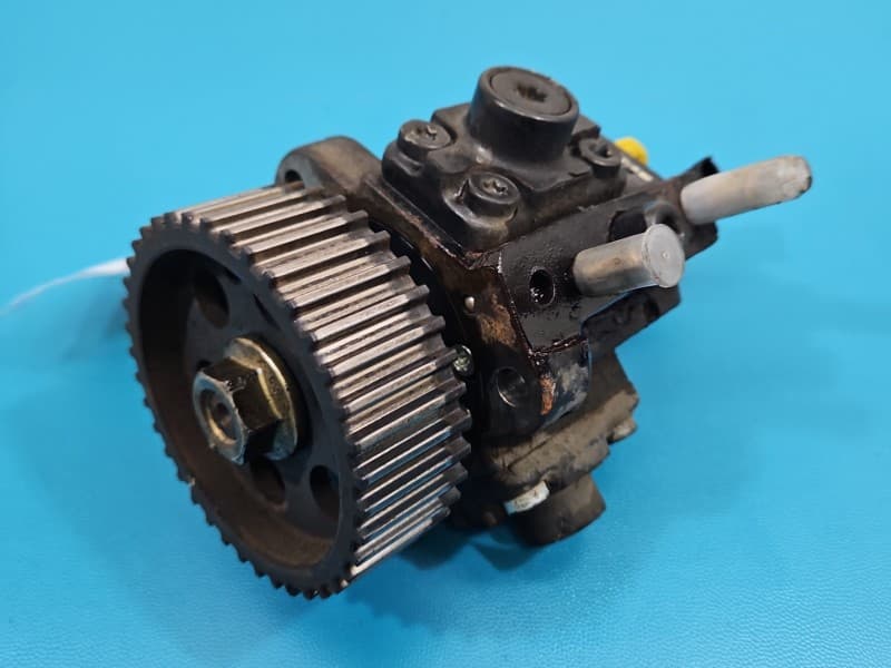 Pompa wtryskowa Opel Vectra C 1,9 cdti 0445010097 0928400574