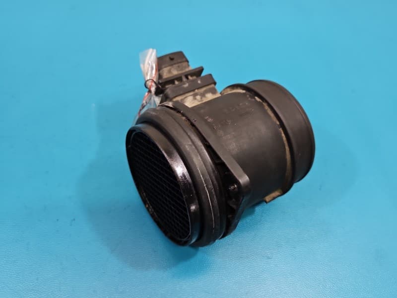 Przepływomierz VOLVO V70 III 2,4 D5 4-PIN 0281002730 30677999