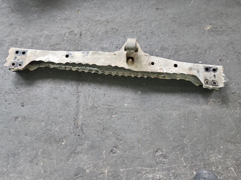 WÓZEK KOŁYSKA TRAWERS Sanki Belka silnika Toyota Corolla E15 1,6 vvti