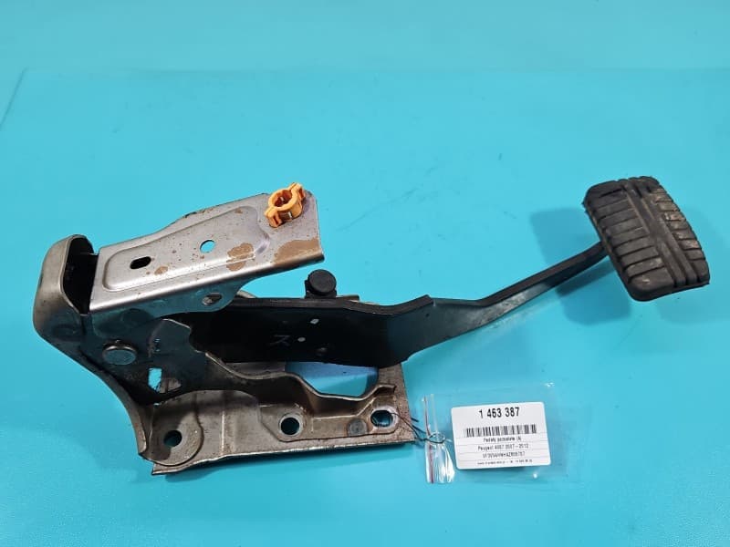 Pedał pedały Peugeot 4007 hamulca sprzęgła