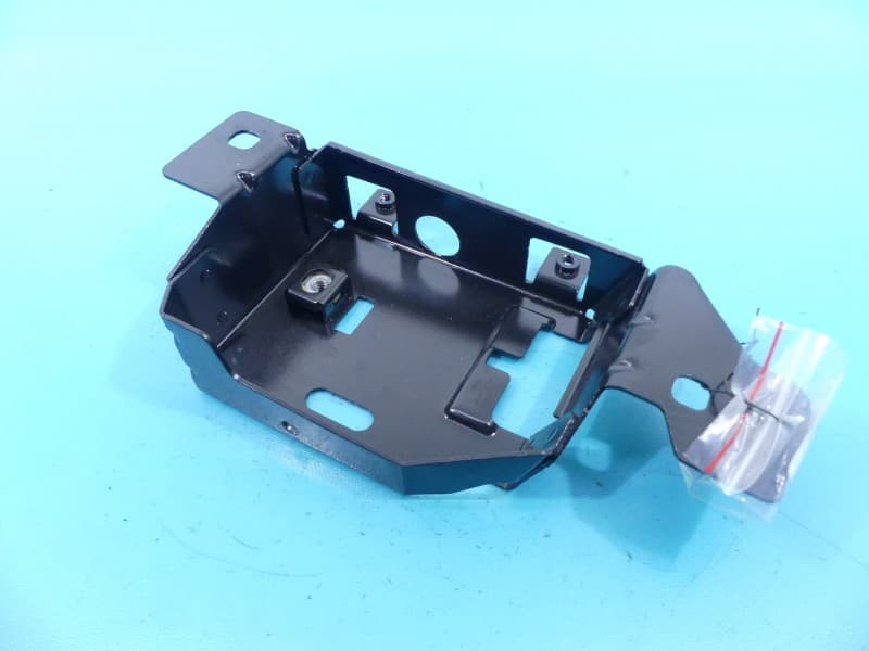 uchwyt mocowanie Mercedes GLK X204 08- A2046840431