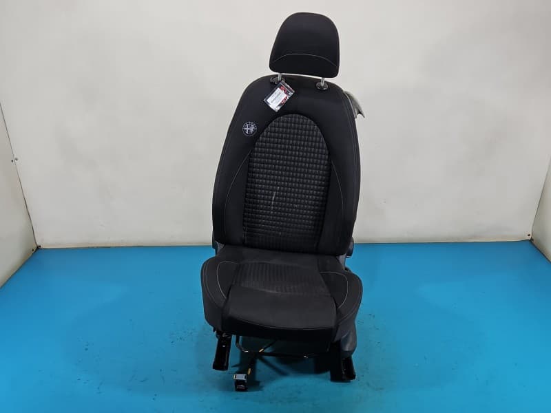 Fotel lewy przód kierowcy Alfa Romeo Mito 3d EUROPA
