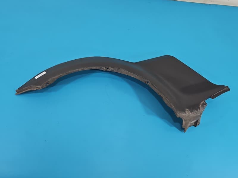 Osłona ZAŚLEPKA PLASTIK PRAWA SUZUKI JIMNY III 77550-81A00
