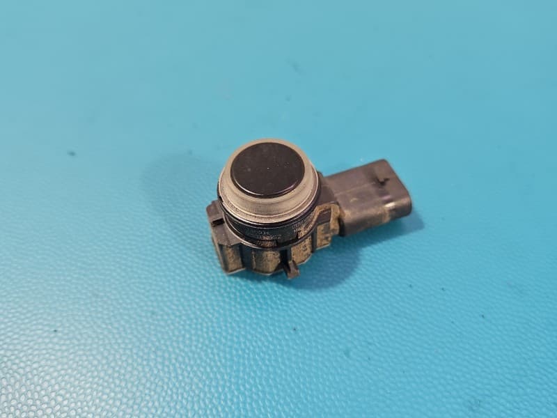 Czujnik parkowania PDC Jeep Renegade 14- 095 0263033852