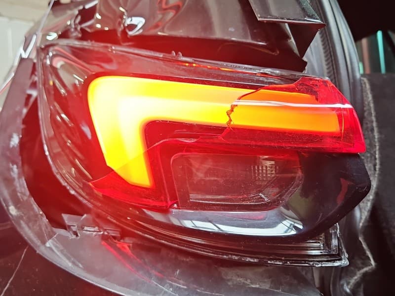Lampa tył lewa błotnika Opel Insignia B kombi EUROPA YR00148180 20590105