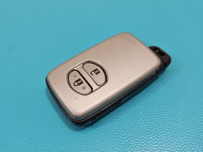 PILOT KLUCZYK KEYLESS Toyota Land Cruiser J200 07- TA-2005/805 MR3009/2006