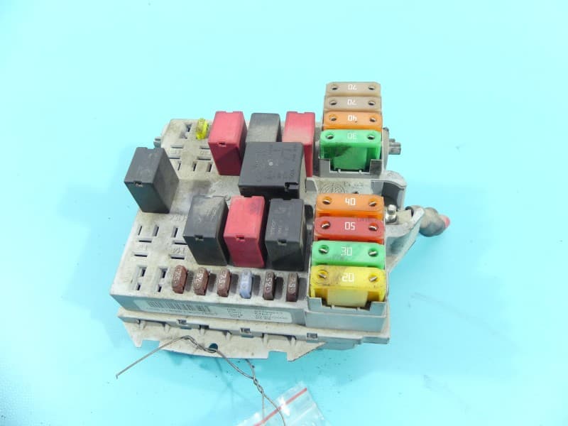Skrzynka bezpieczników Fiat Idea 51799613