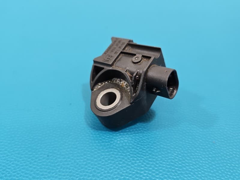 Czujnik uderzeniowy uderzenia BMW iX1 U11 9496819