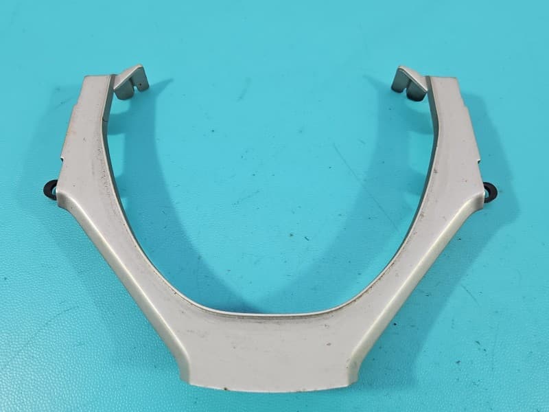 Listwa dekor deski Suzuki Vitara II 15- GS119-10330 z kierownicy