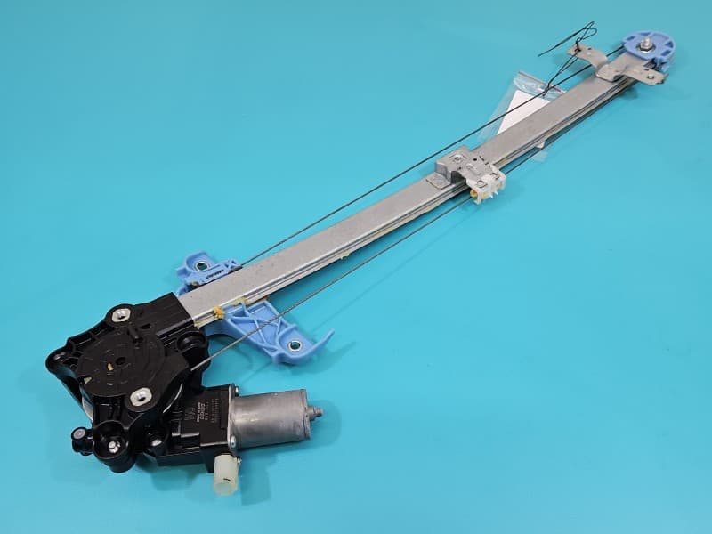 Podnośnik przód prawy SZYBY WINDA 262100-6180 Suzuki Swift Mk8 2PIN 5d HB