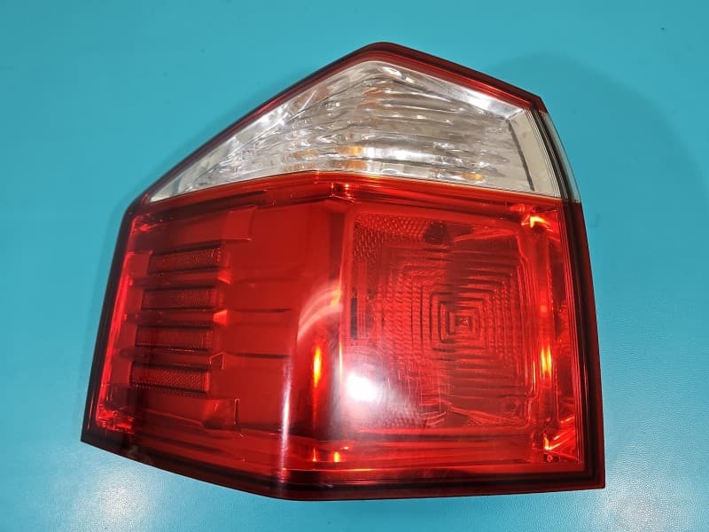 Lampa tył lewa błotnika Chevrolet Orlando HB EUROPA