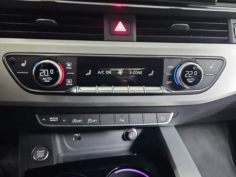 Konsola panel nawiewu Audi A5 F5 8W0820043BJ