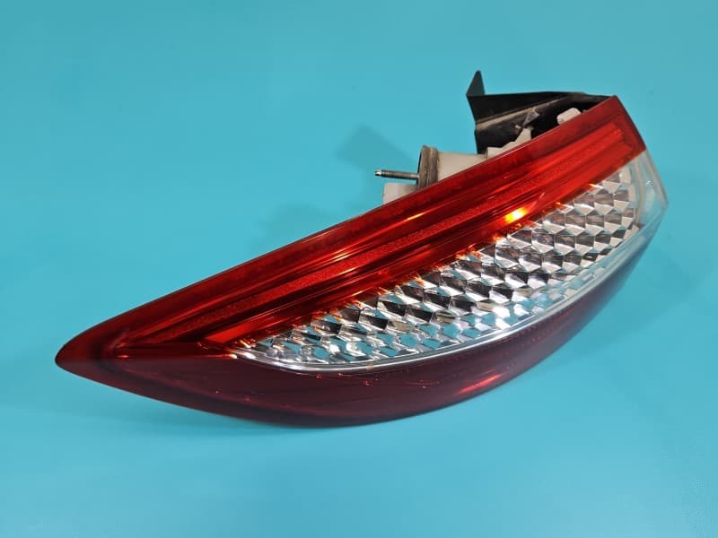 Lampa tył lewa błotnika Ford Mondeo Mk4 kombi EUROPA 7S7113405-B