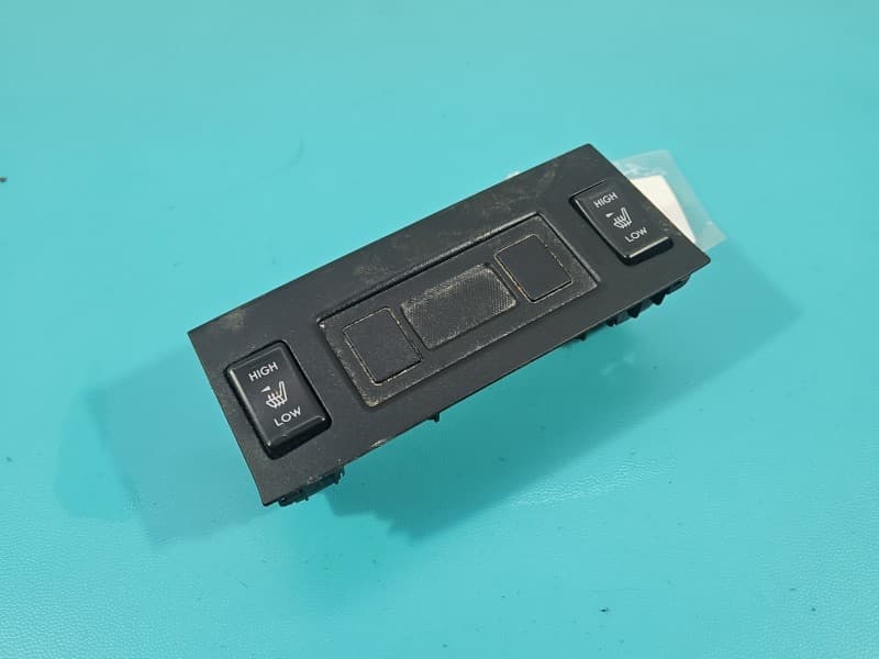 Przełącznik PODGRZEWANIA FOTELA Subaru Forester IV SJ 12-18