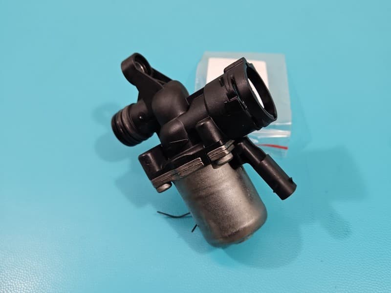 Zawór nagrzewnicy Mercedes W221 5,5 V8 A2722000031