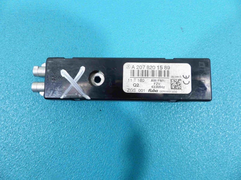 Wzmacniacz Mercedes E C207 A207 A2078201589