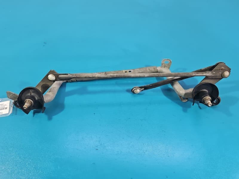 Mechanizm wycieraczek Toyota Prius III XW30 09- europa