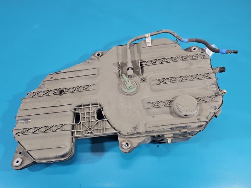 Zbiornik AdBlue Renault Megane IV 1,5 dci 172A28948R 208S39875R