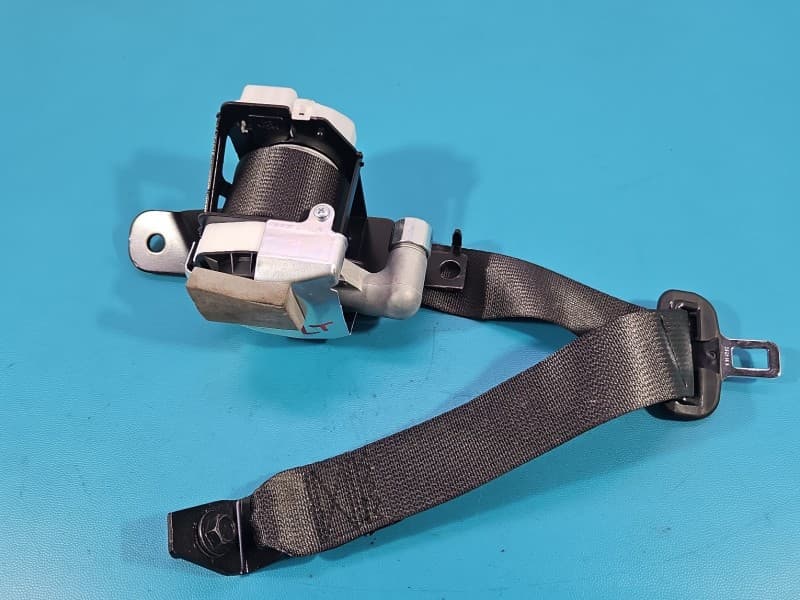 Pas bezpieczeństwa tył lewy Hyundai I30 III 16- 89810G4110