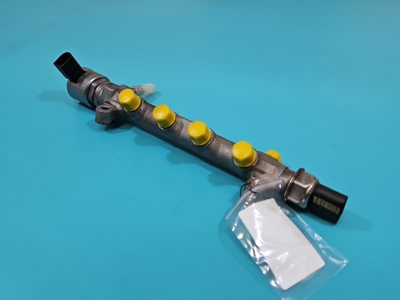 Listwa wtryskowa CZUJNIKI Audi A4 B9 2,0 tdi 04L089G 04L130764C 04L906054