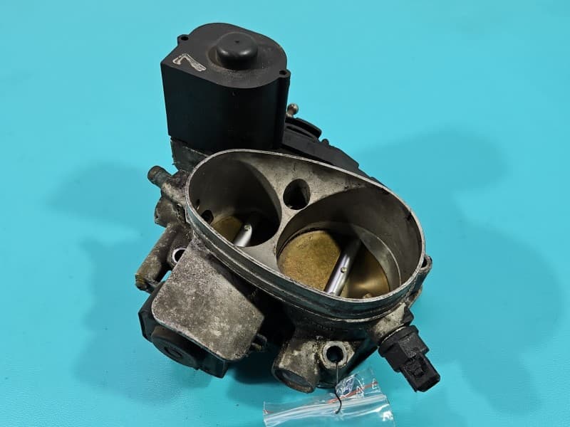 Przepustnica Audi A8 D2 4,2 V8 ABZ 0280120431 078133154