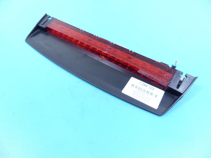 TRZECIE ŚWIATŁO STOP STOPU AUDI A6 C7 sedan 4G5945097