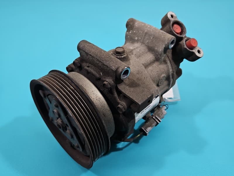 Sprężarka klimatyzacji kompresor Renault Clio III 1,5 dci 8200866437