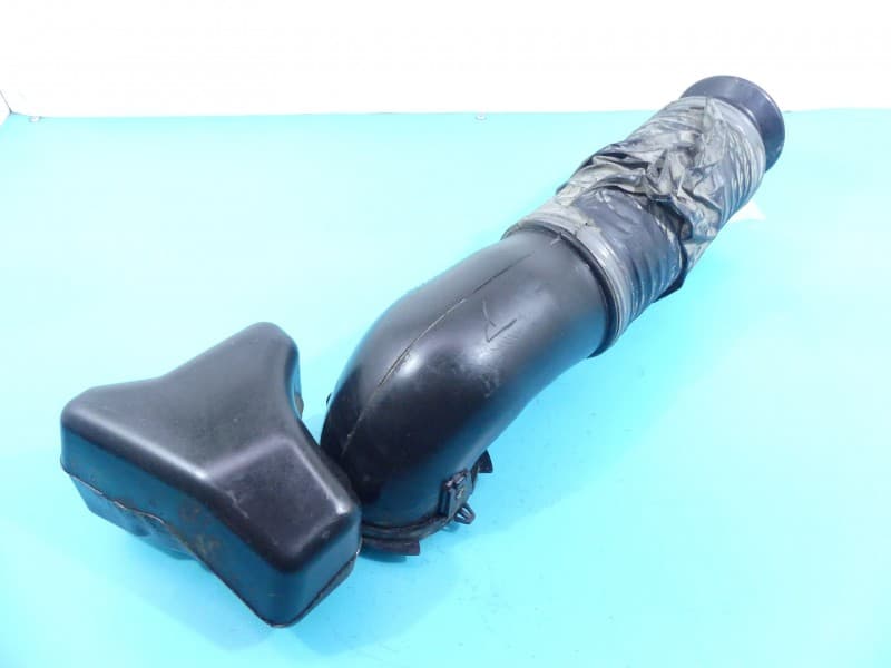 Rura Toyota Land Cruiser J200 07- 4,5 V8 D4D 17709-51010 przewód powietrza