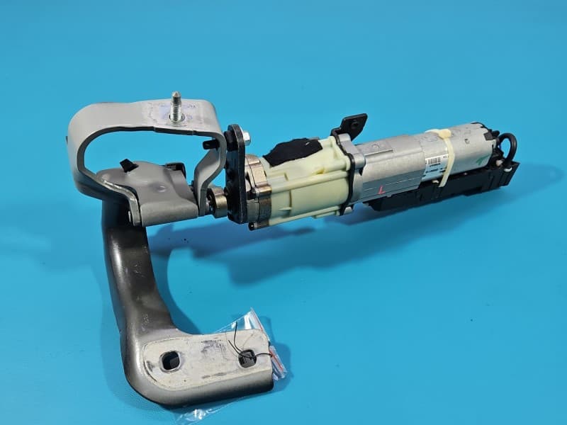 Siłownik klapy lewy teleskop AUDI Q5 8R 08- 8R0827851 4F9910591 8R0027299B 8R0827851D