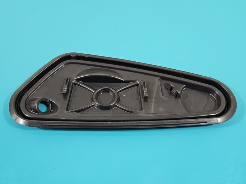 Osłona ZAŚLEPKA PLASTIK ZAŚLEPKA DRZWI TYŁ PRAWE Vw Tiguan II 16- 5NN839916