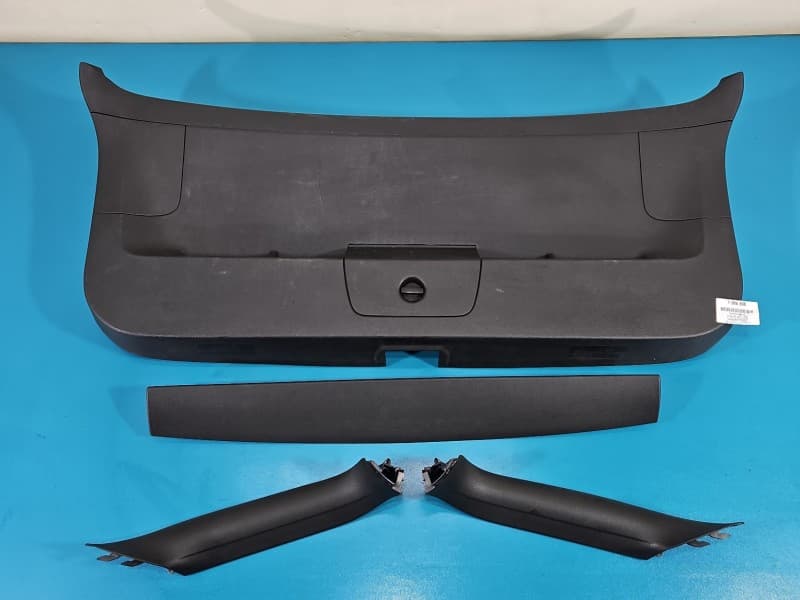 Tapicerka klapy tył boczek bagażnika tylnej Vw Golf VII 5G9867603A 5G9867604A 5G9867587 5G9867605A