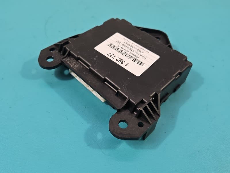 Sterownik moduł Toyota Prius II XW20 03- 88650-47051 177600-3362