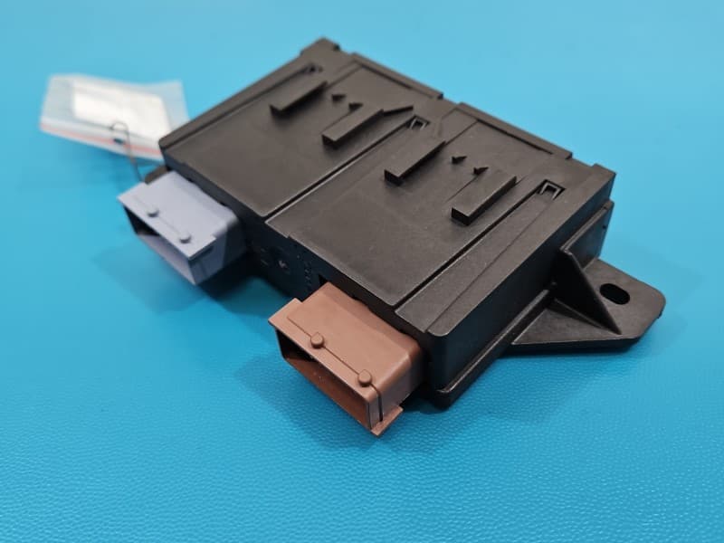 Sterownik moduł HAKA Citroen C4 Grand Picasso II 13-22 9665524180