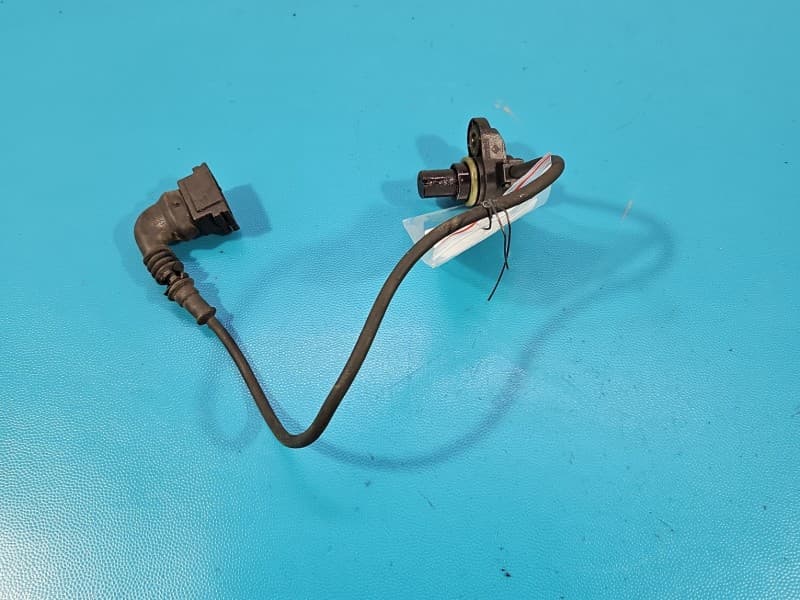 Czujnik położenia wałka rozrządu BMW X5 E53 4,4 V8 1732635