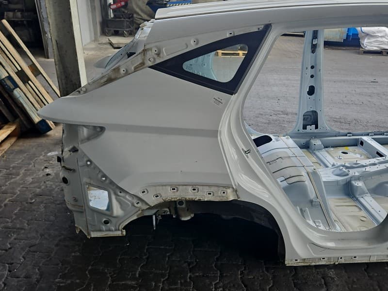 Błotnik tył prawy ćwiartka Hyundai Tucson IV 20- PYW HB