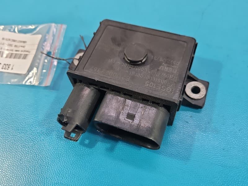 Przekaźnik świec żarowych Bmw e60 e61 2,0d 522120703