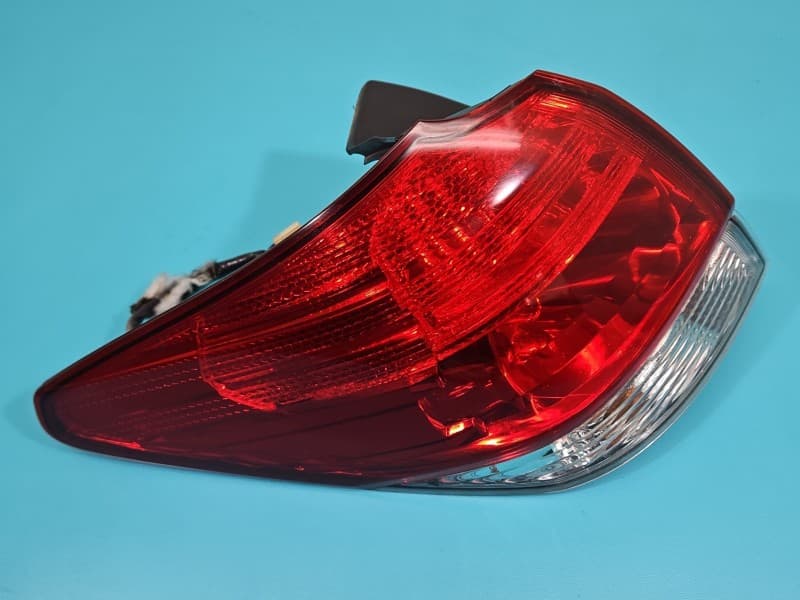 Lampa tył prawa błotnika Subaru Legacy V kombi EUROPA