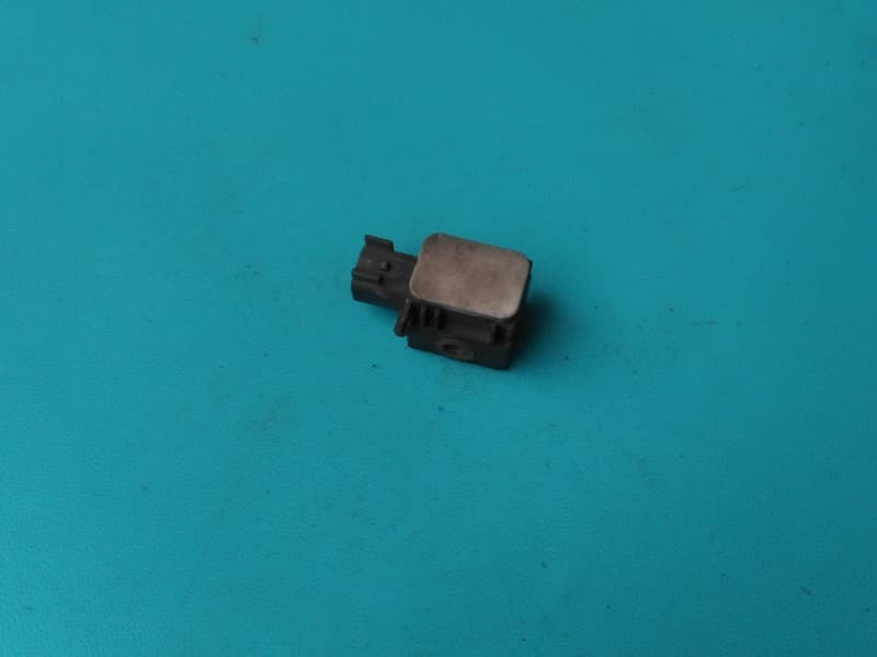 Czujnik uderzeniowy uderzenia hyundai H1 II 95920-4H000