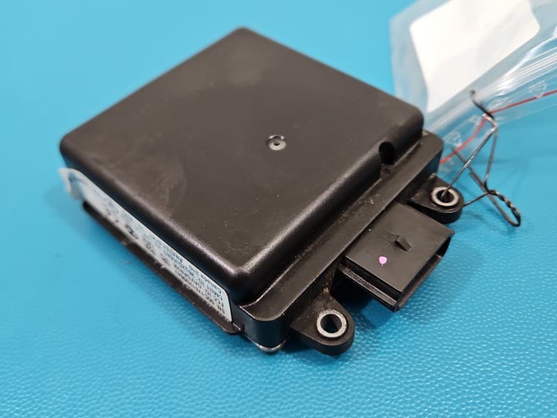 Sterownik moduł Radar tył Maserati Quattroporte VI 13- 0670033070