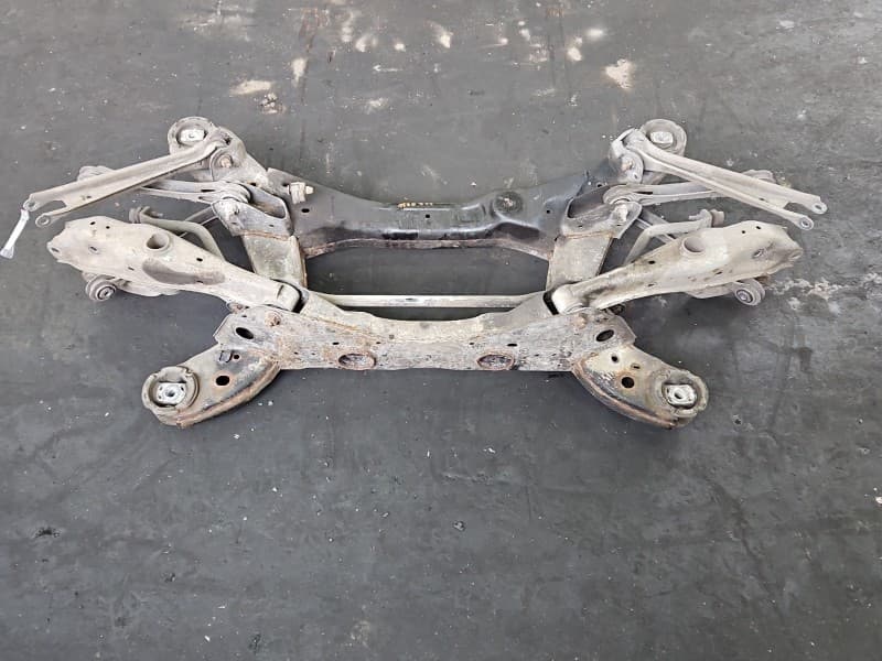 Tylna belka oś tył Opel Insignia B 2,0 T B20NFT
