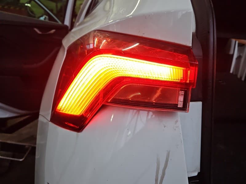 Lampa tył lewa błotnika Skoda Kamiq HB EUROPA 658945095