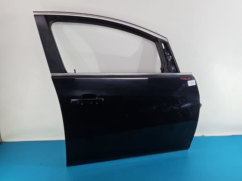 DRZWI PRZÓD PRAWE PASAŻERA Opel Astra IV J 5d Z20R