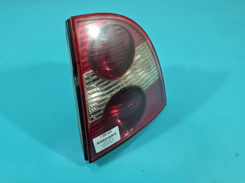 Lampa tył prawa błotnika Vw Passat B5 sedan EUROPA