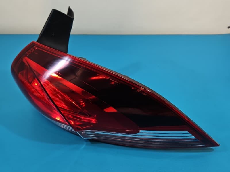 Lampa tył prawa błotnika Renault Clio IV 12-20 kombi EUROPA 265507408R