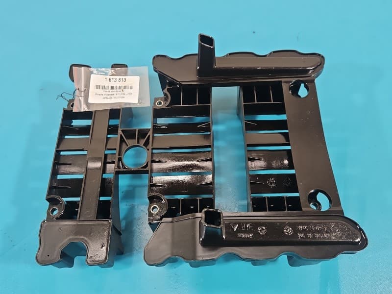 Osłona ZAŚLEPKA PLASTIK WKŁAD MISKI OLEJOWEJ Porsche Panamera I 970 94610708520
